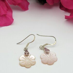 NF 925 Sterling Silver Mother Of Pearl Carved Flower Dangle Earrings 15 mm